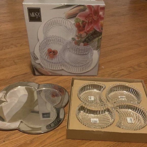 4 Part Server with Tray by Mikasa - Picture 3 of 4